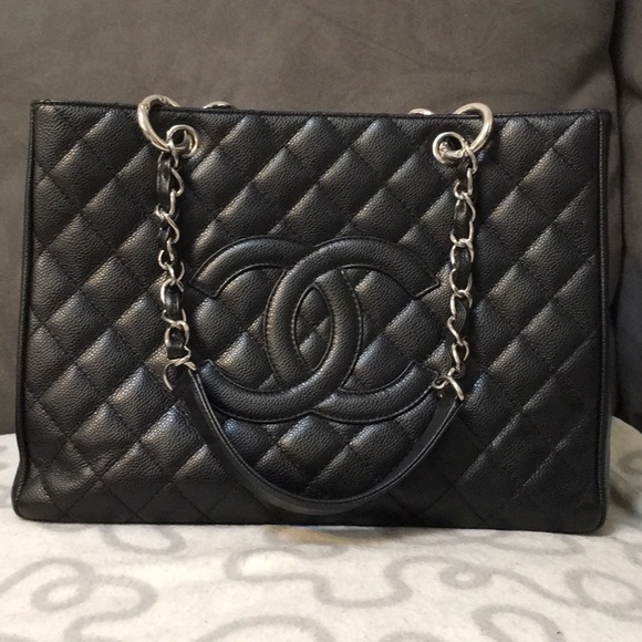 PURSES!  PURSES!  PURSES! - Picture 3 of 8